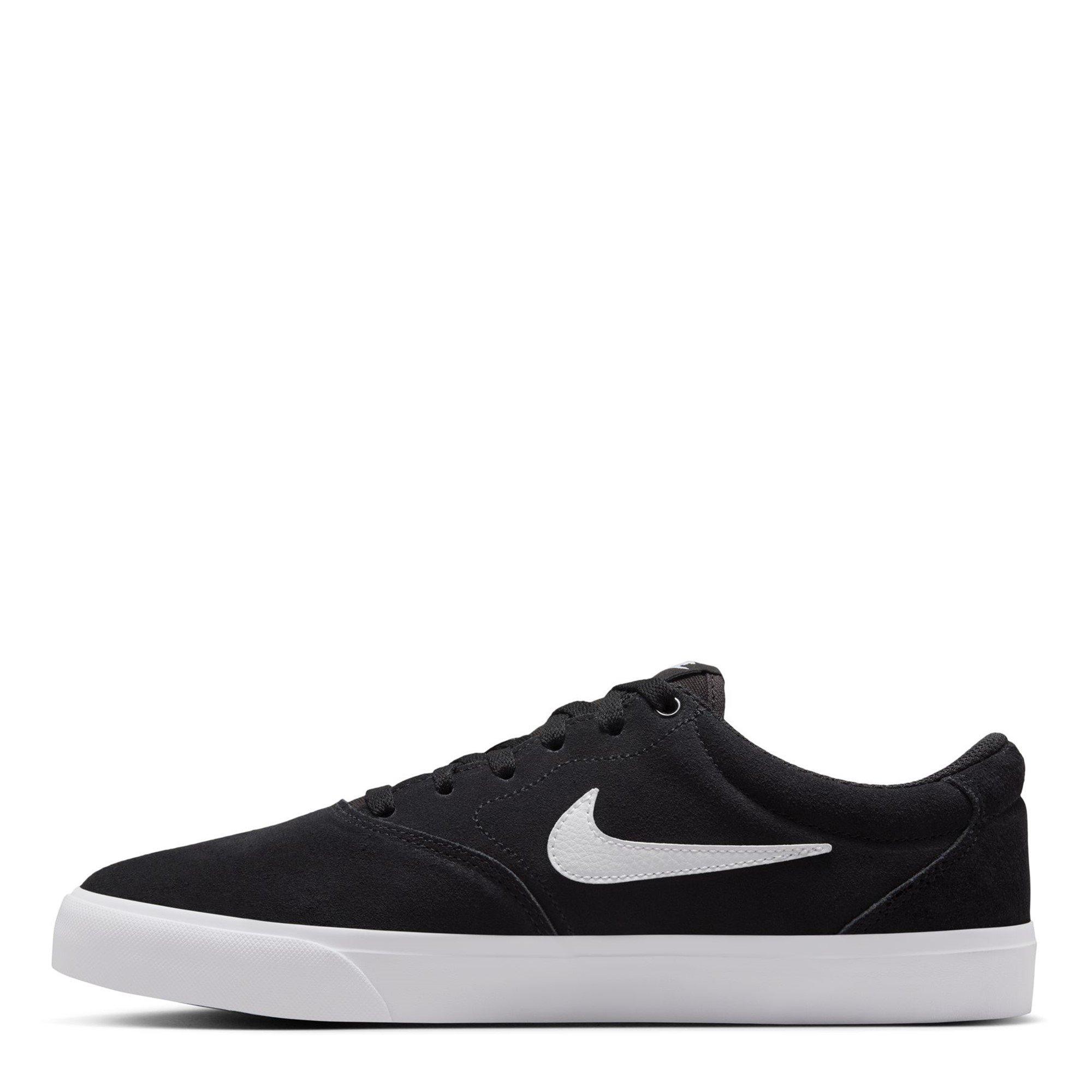 Nike Charge Low Trainers Mens