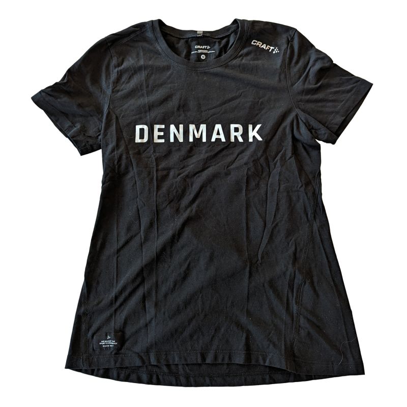 daf community tee herre sort