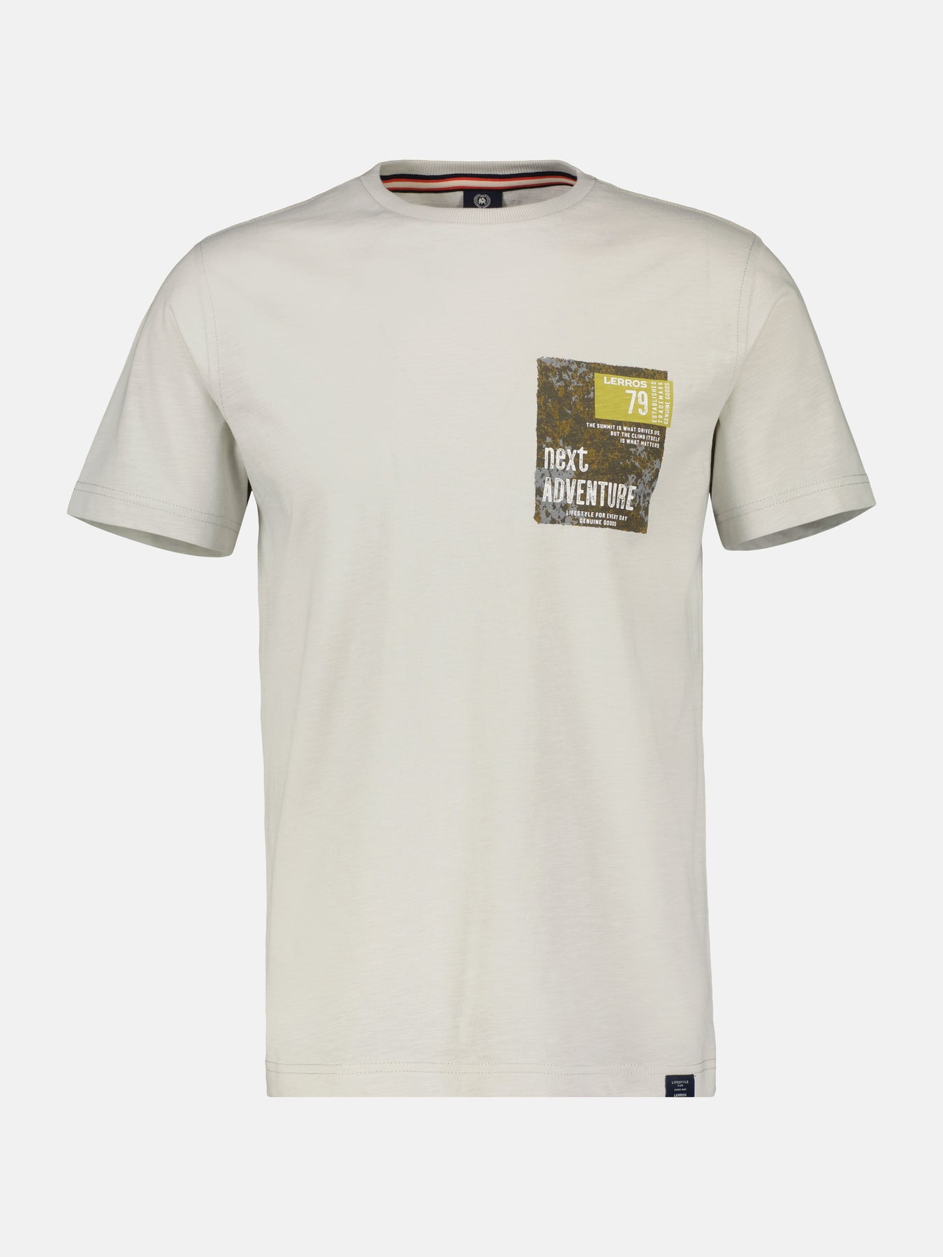 O-Neck T-Shirt. Brustprint