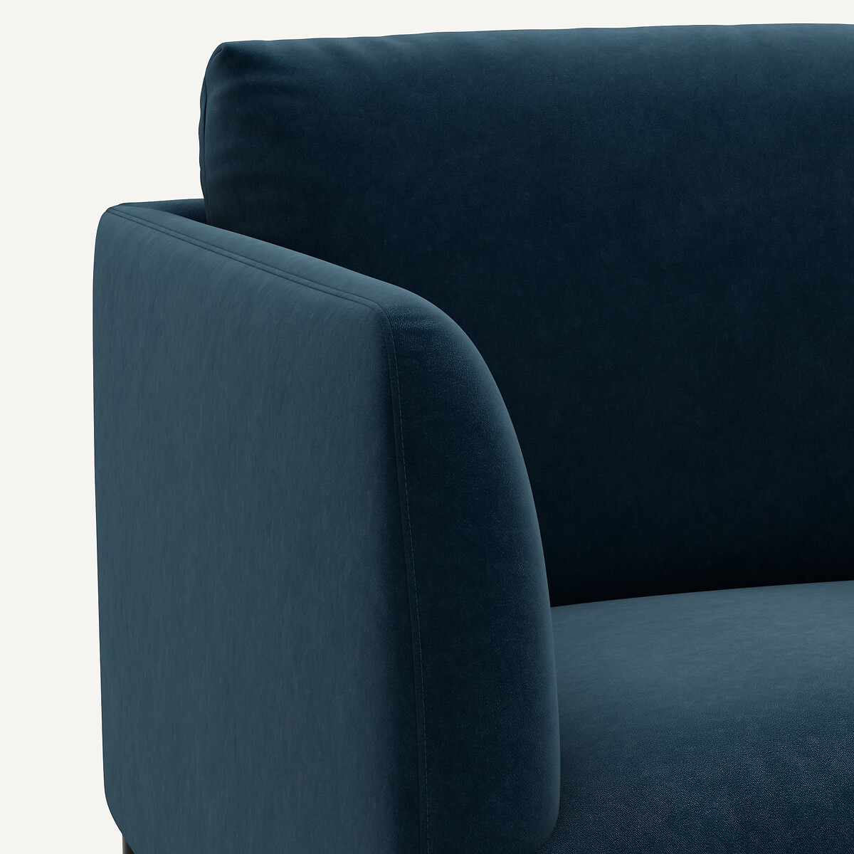 AM.PM<br>Poltrona de veludo, design Oscar E. Gallina