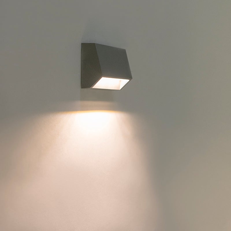 Moderne buitenwandlamp, donkergrijs, incl. LED, IP54 - Zandsteen 1