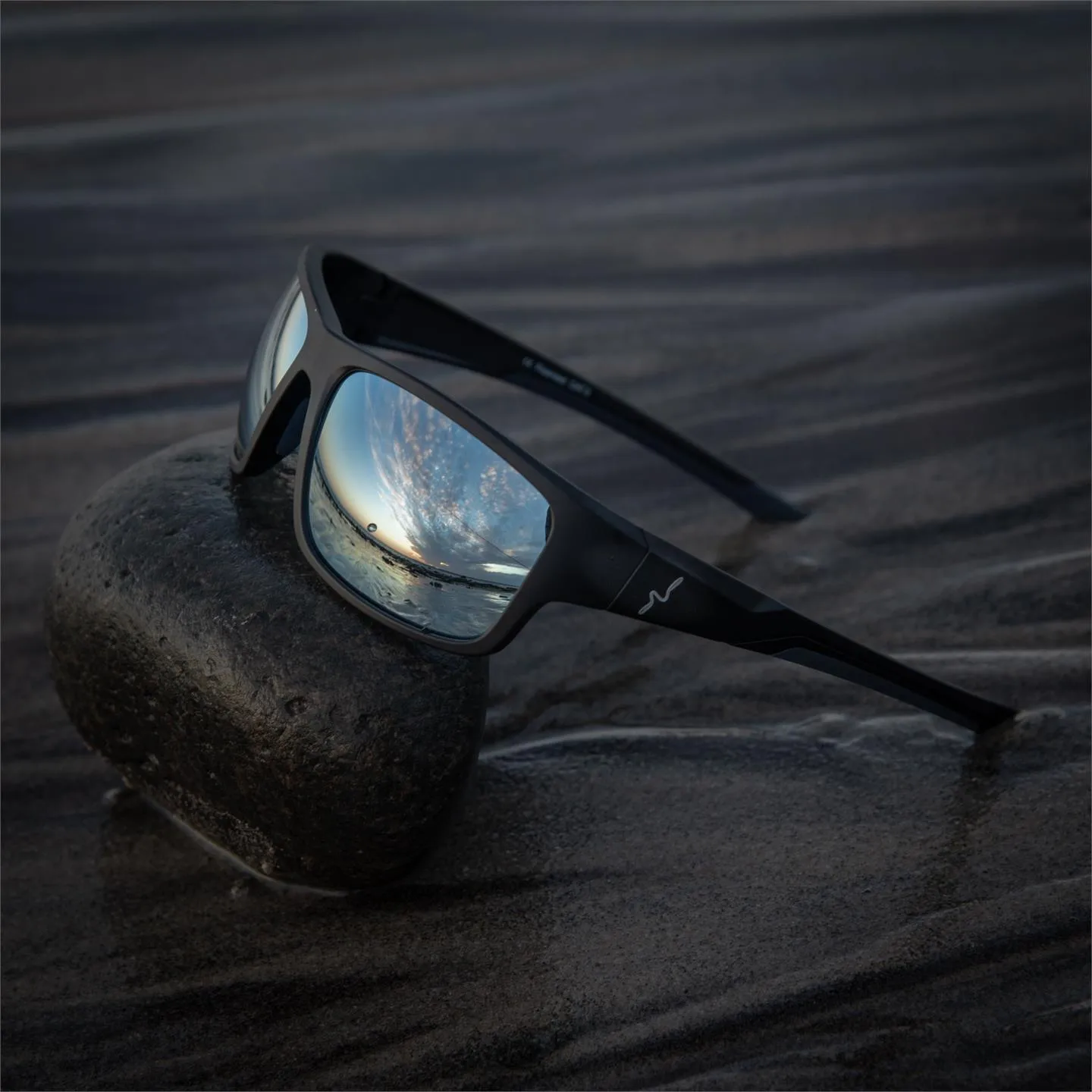 Guideline Guideline Experience Sunglasses Grey-Green Lens, Silver Mirror Coating