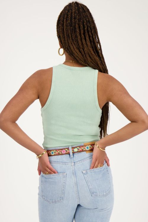 Groene tanktop met rib structuur