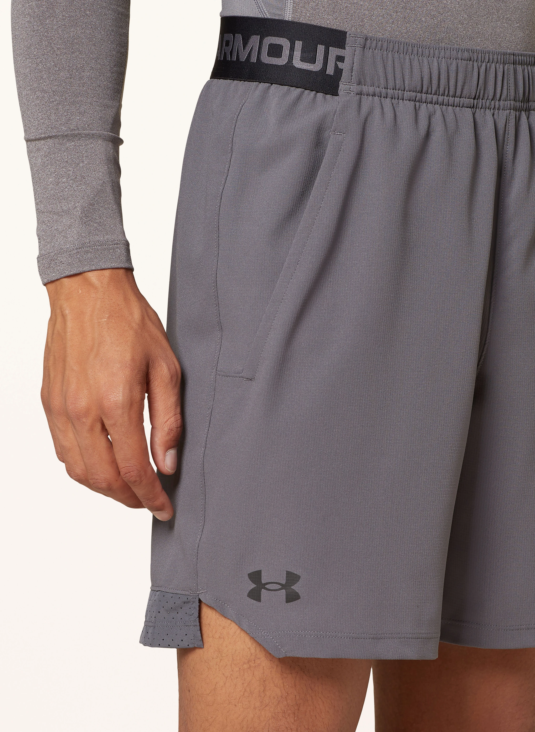 UNDER ARMOUR Trainingsshorts VANISH