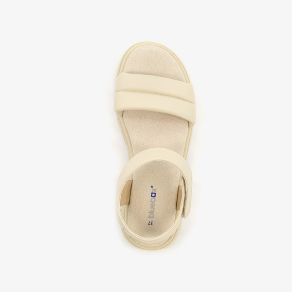 Blue Box dames sandalen met plateauzool beige