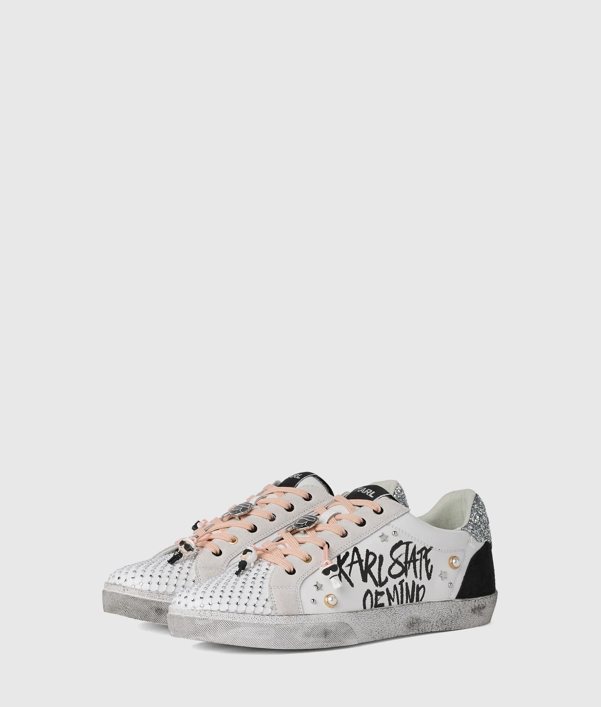 Skool Karl quote sneakers met studs