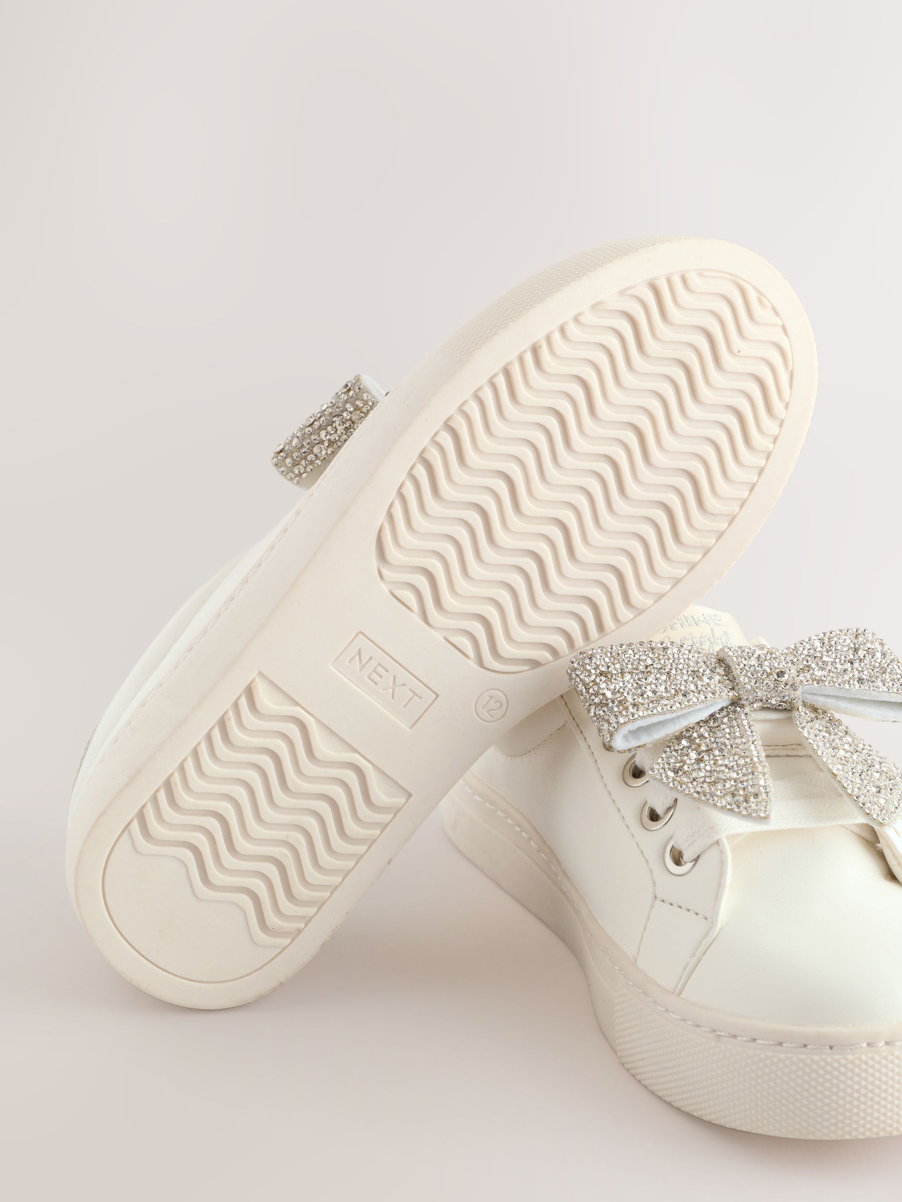 Witte Strik - Occasion Lace-Up Trainers