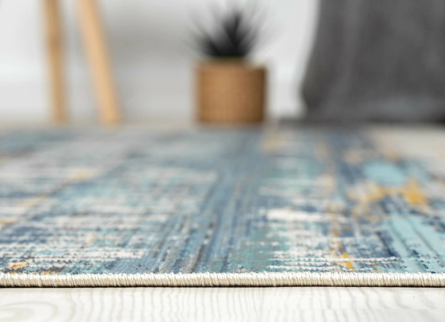 Robuster Teppich im modernen Used-Look