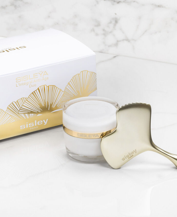 Sisley Sisleÿa L'Integral Anti-Age & Ginkgo Gua Sha Duo