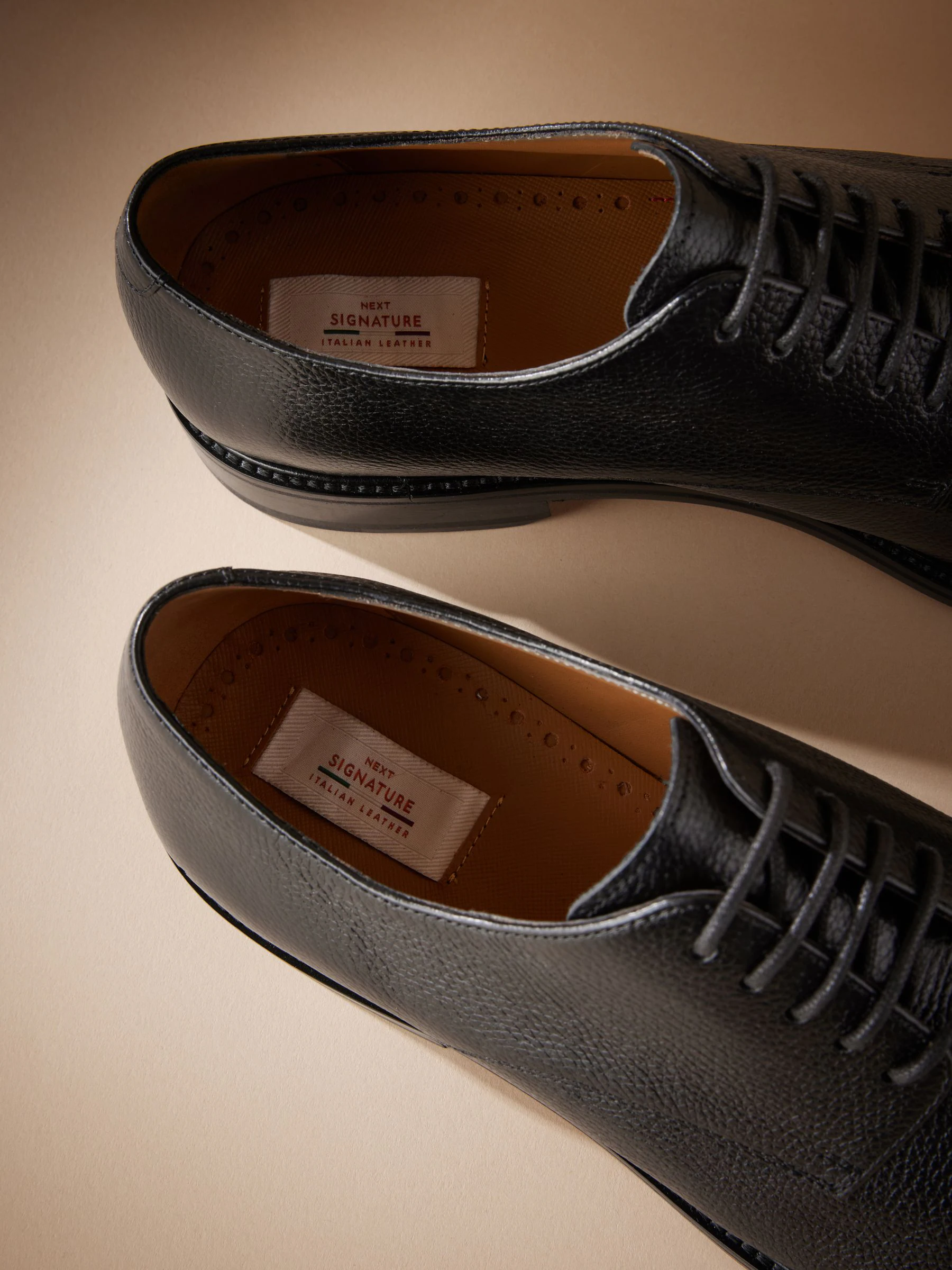 Zwart - Signature - Derby-schoenen met leren zool