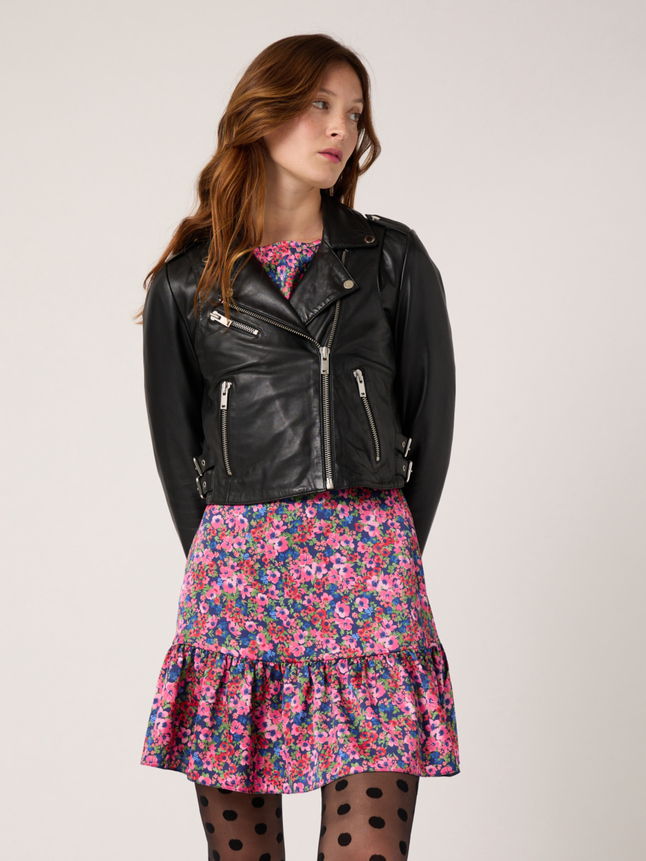 Veste courte en cuir style motard