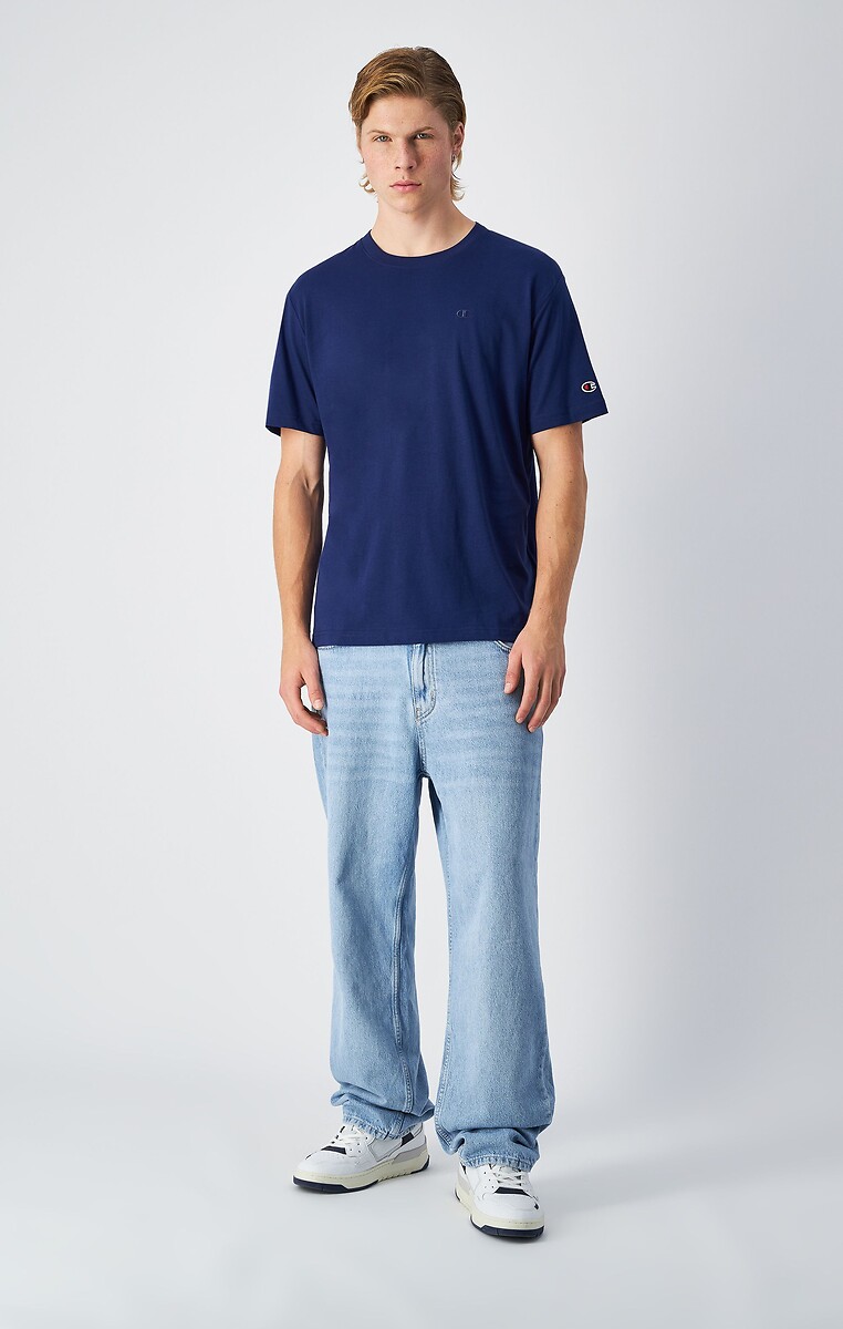 CHAMPION<br>Camiseta de manga curta com gola redonda e logotipo bordado