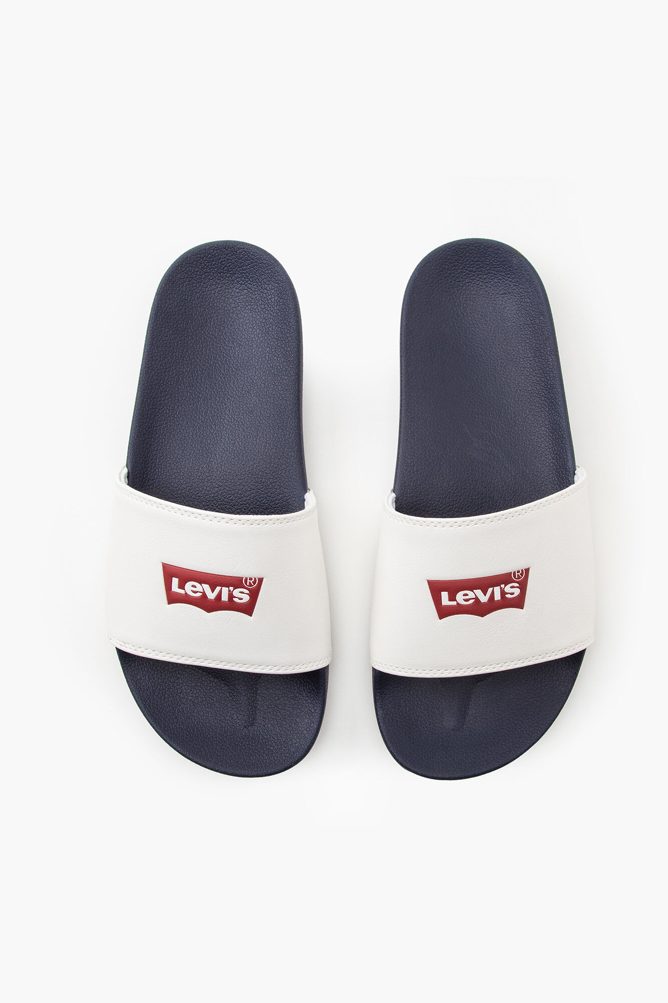 Chinelo de dedo June estilo morcego