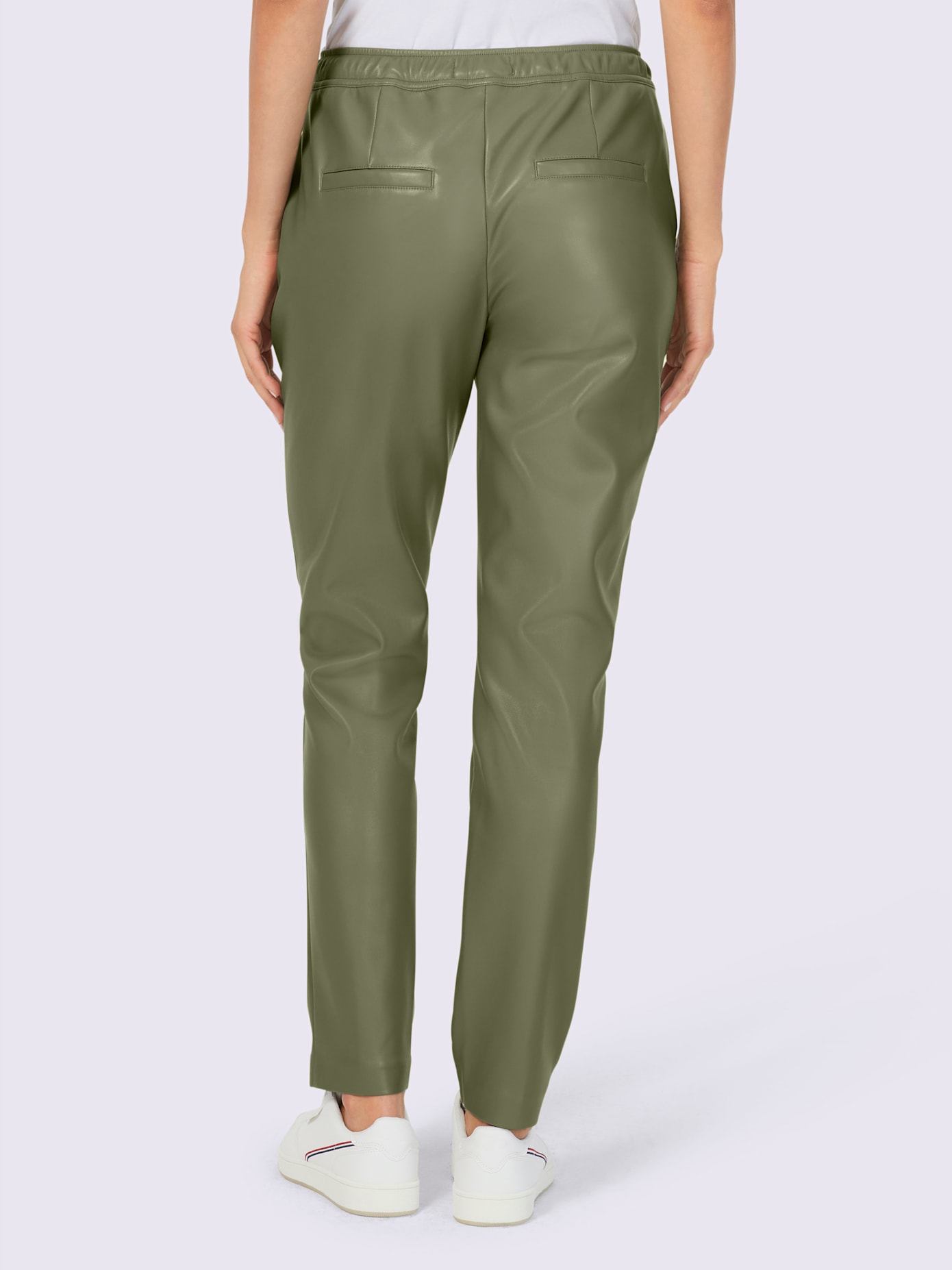 Pantalon en imitation cuir synthétique joliment brillant