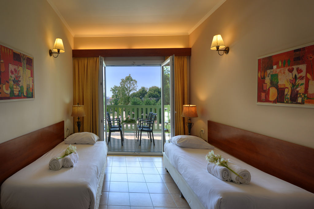 Ariti Grand Hotel Corfu Logies en ontbijt - Hotel