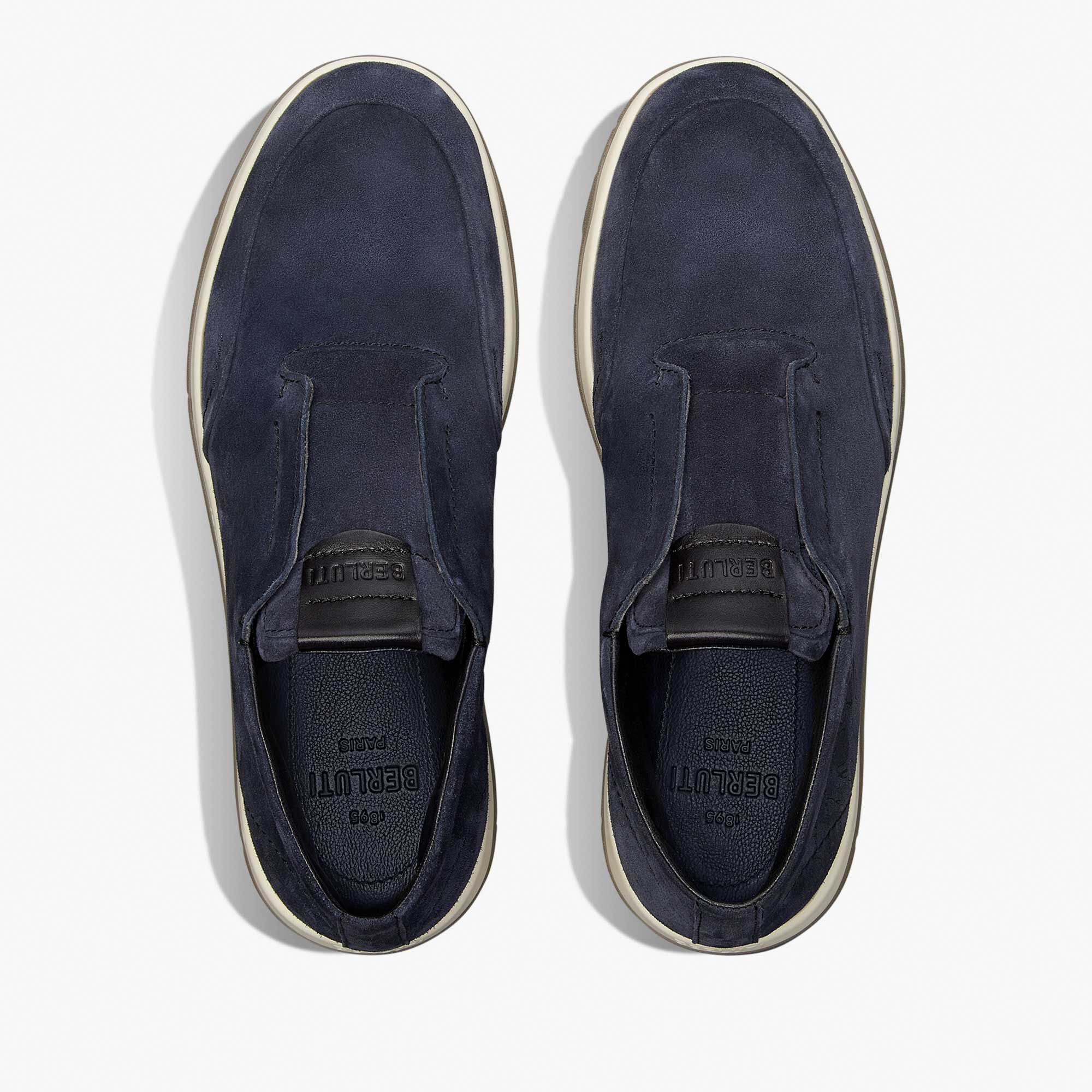 Slip On Échappee En Suède Scritto