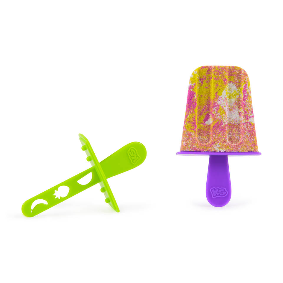 Kinetic Sand smoothie mixer