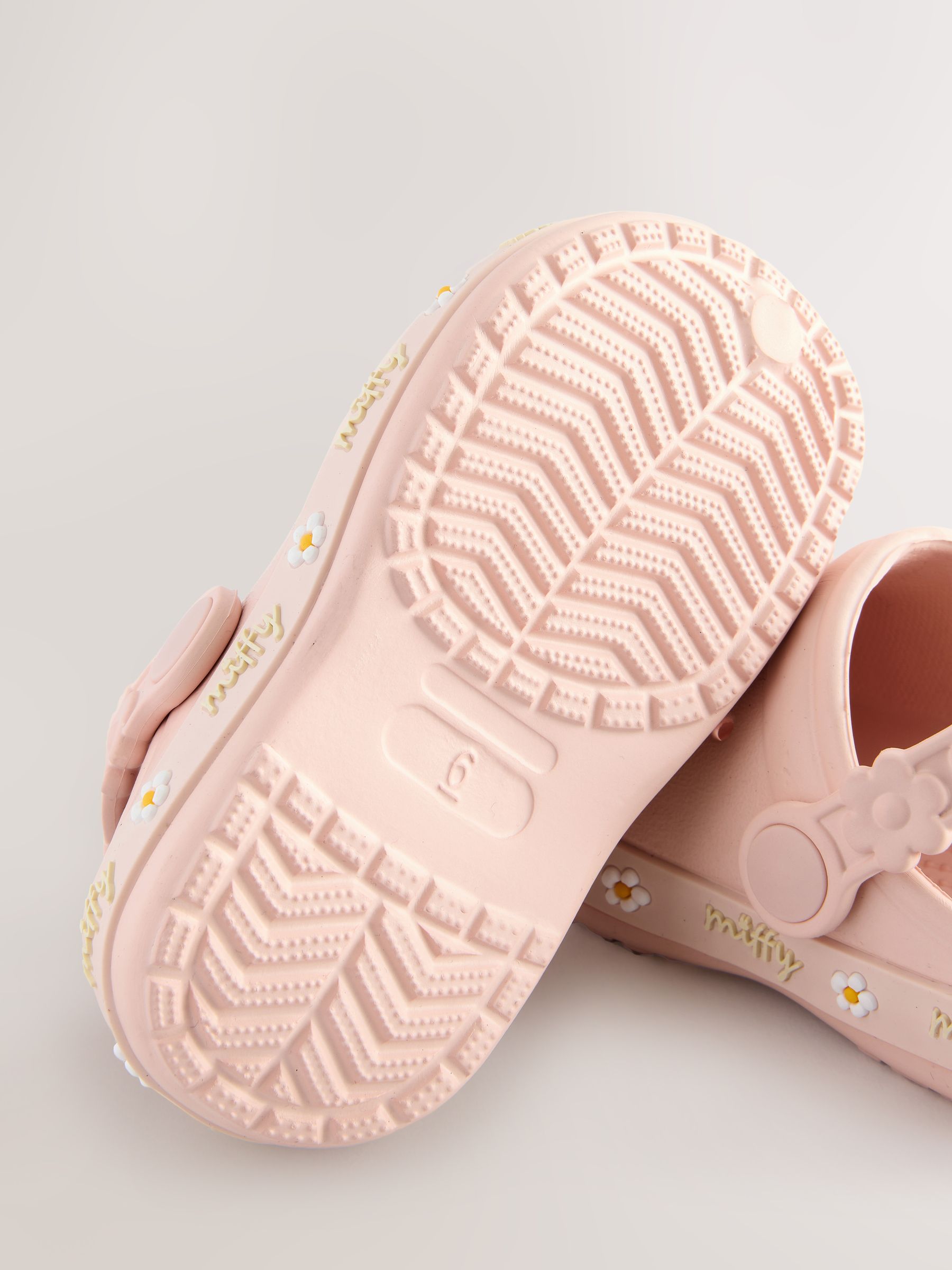 Neutraal - Miffy License klompen