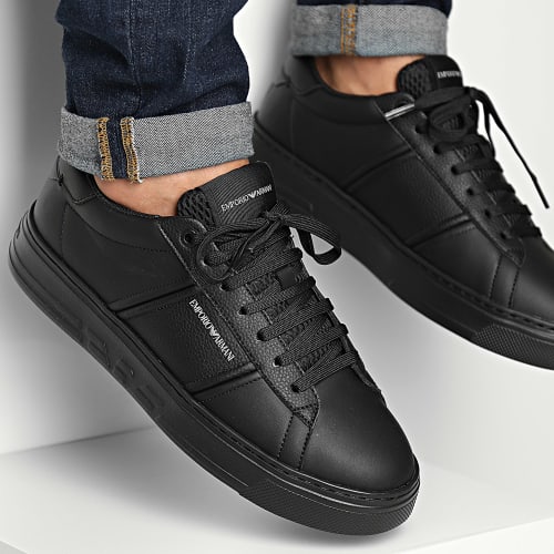 Baskets X4X570-XN840 Black Black