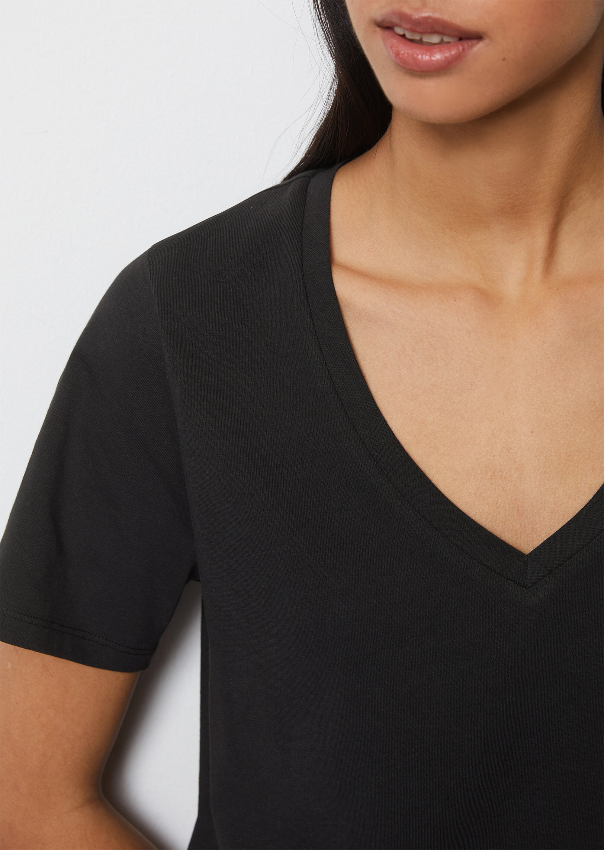 V-Neck-T-Shirt regularaus softem Baumwoll-Jersey