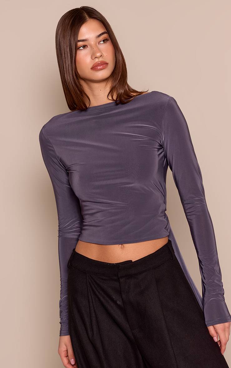 Gris Ardoise Haut À Manches Longues Drapé Asymétrique Dos Ouvert En Tissu Slinky