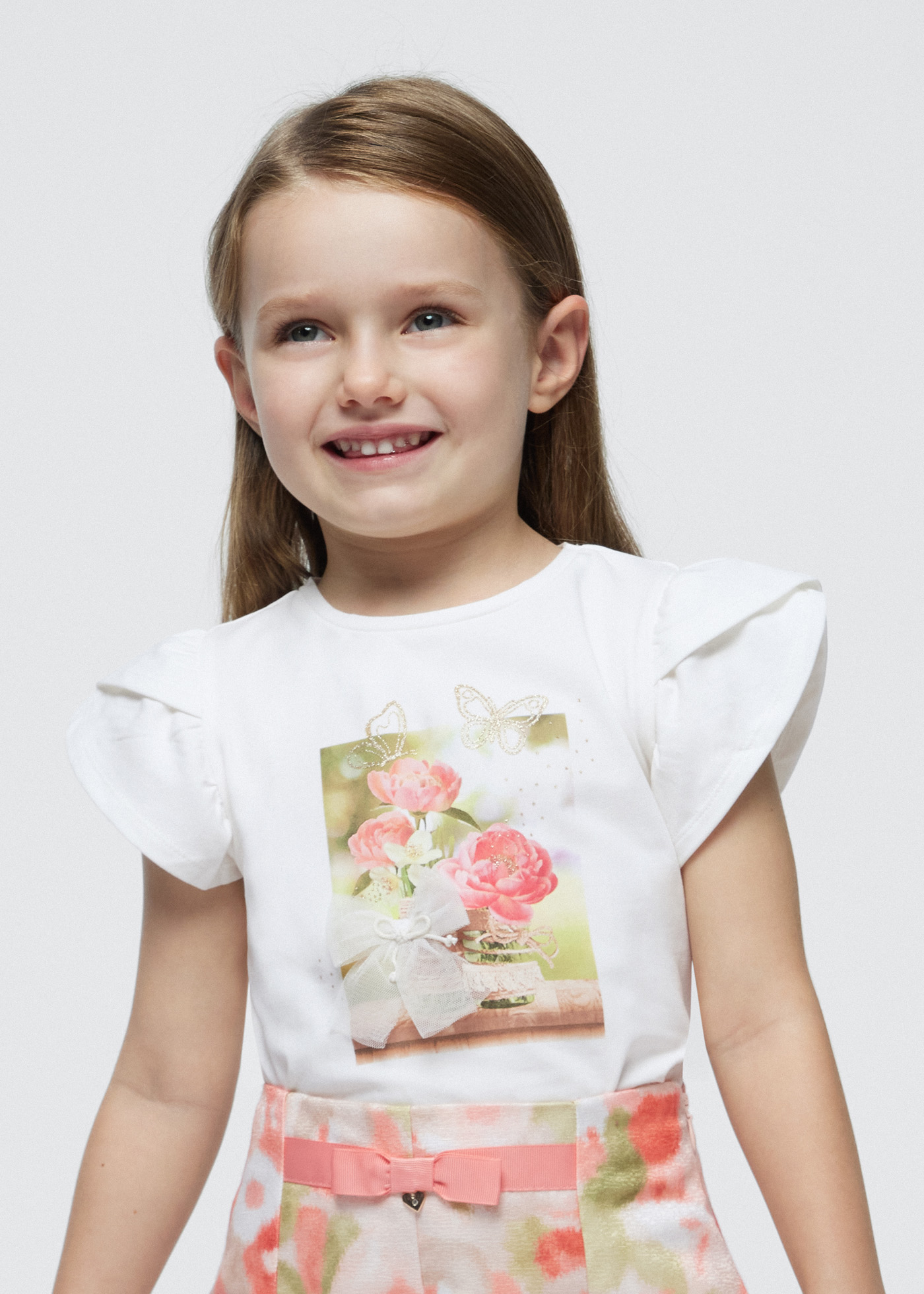 Camiseta feminina com estampa de maçã