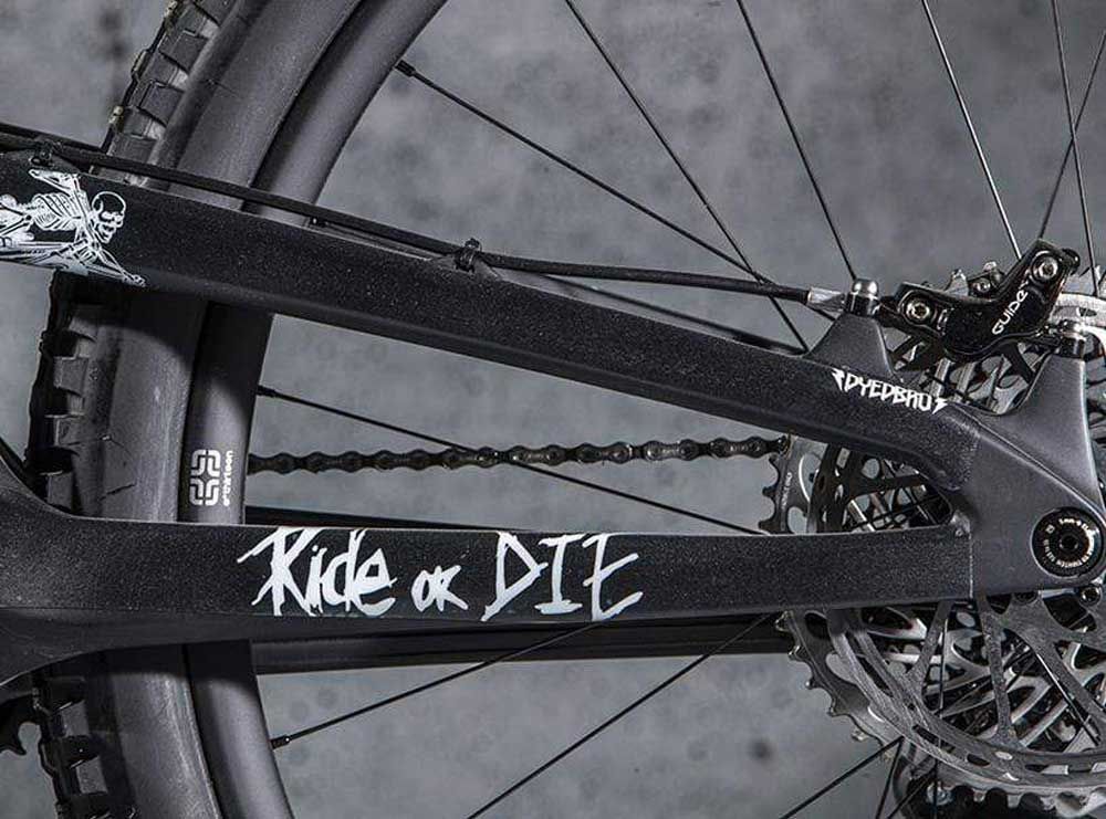 DYEDBRO Ride or Die Rahmenschutz Kit kaufen | Bike-Discount