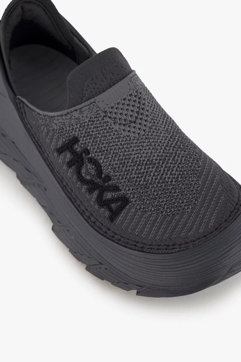 HOKA Restore TC Sneaker