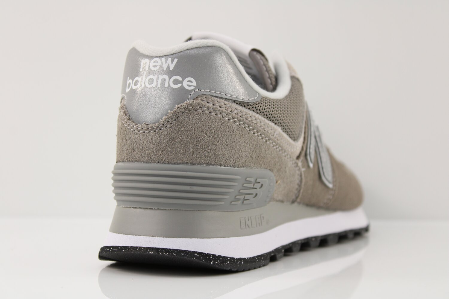 New Balance Sneaker