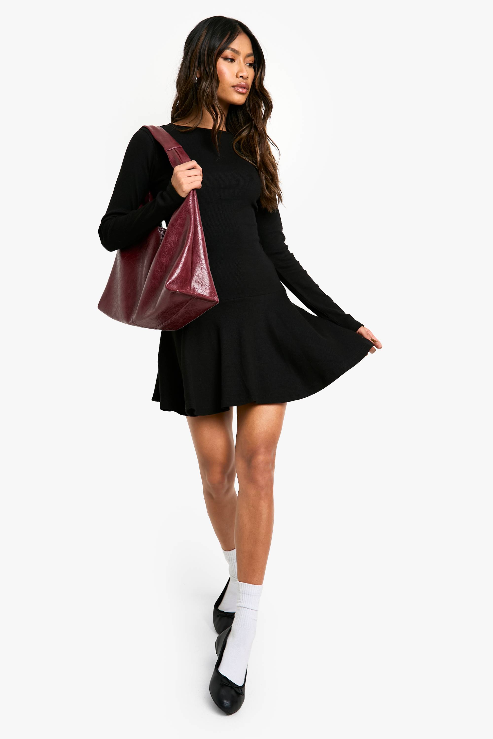 boohoo Robe patineuse à ourlet tombé en côtes