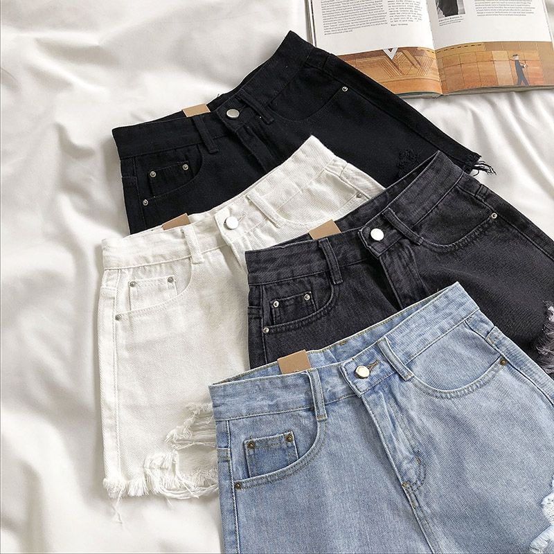 HYAKU - Versleten gewassen denim shorts