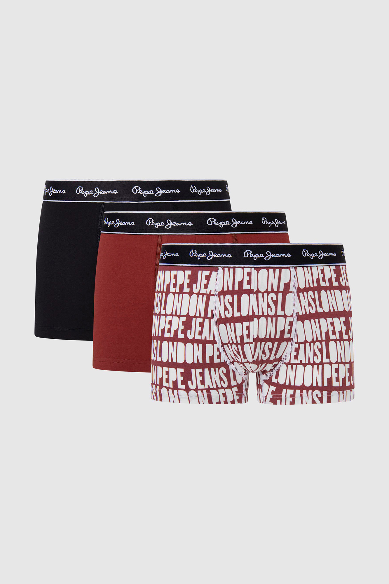Pacote com 3 cuecas boxer com estampa de logotipo.