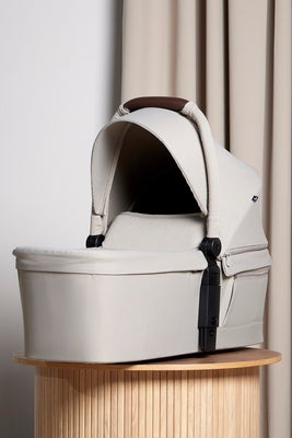 Beemoo Pro Twin 2 Søskenvogn inkl. Cybex Aton B2 & Base, Latte Beige