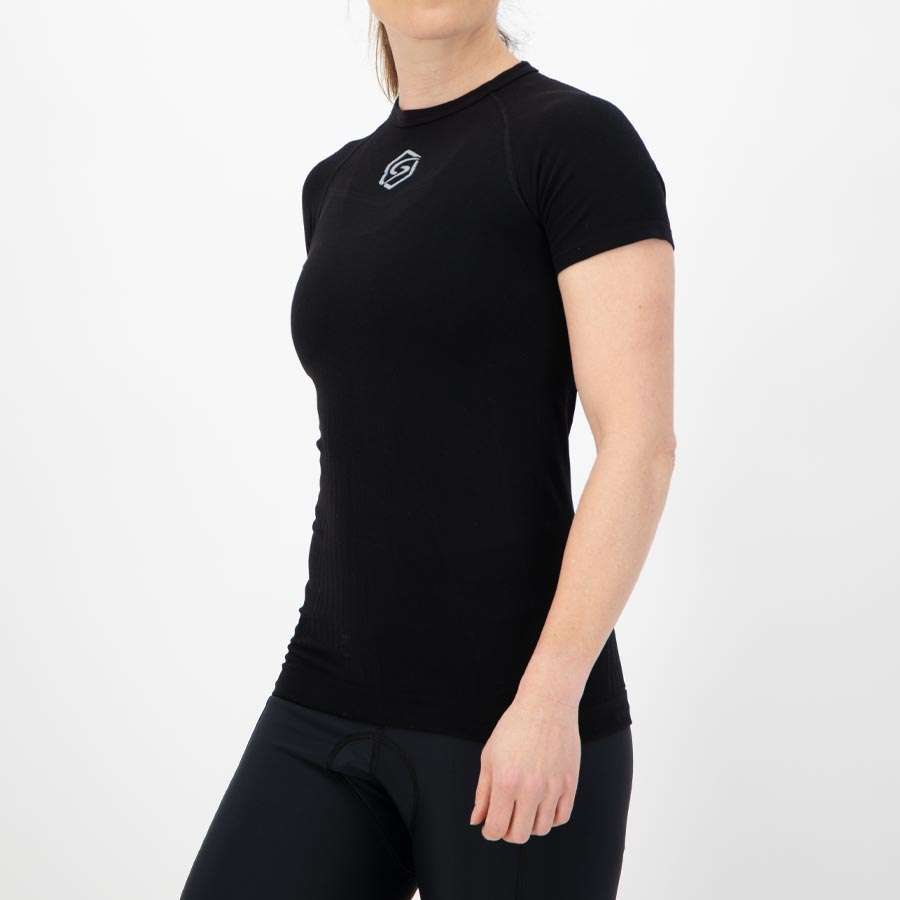 FUTURUM Recycled Ondershirt Korte Mouwen Zwart Dames