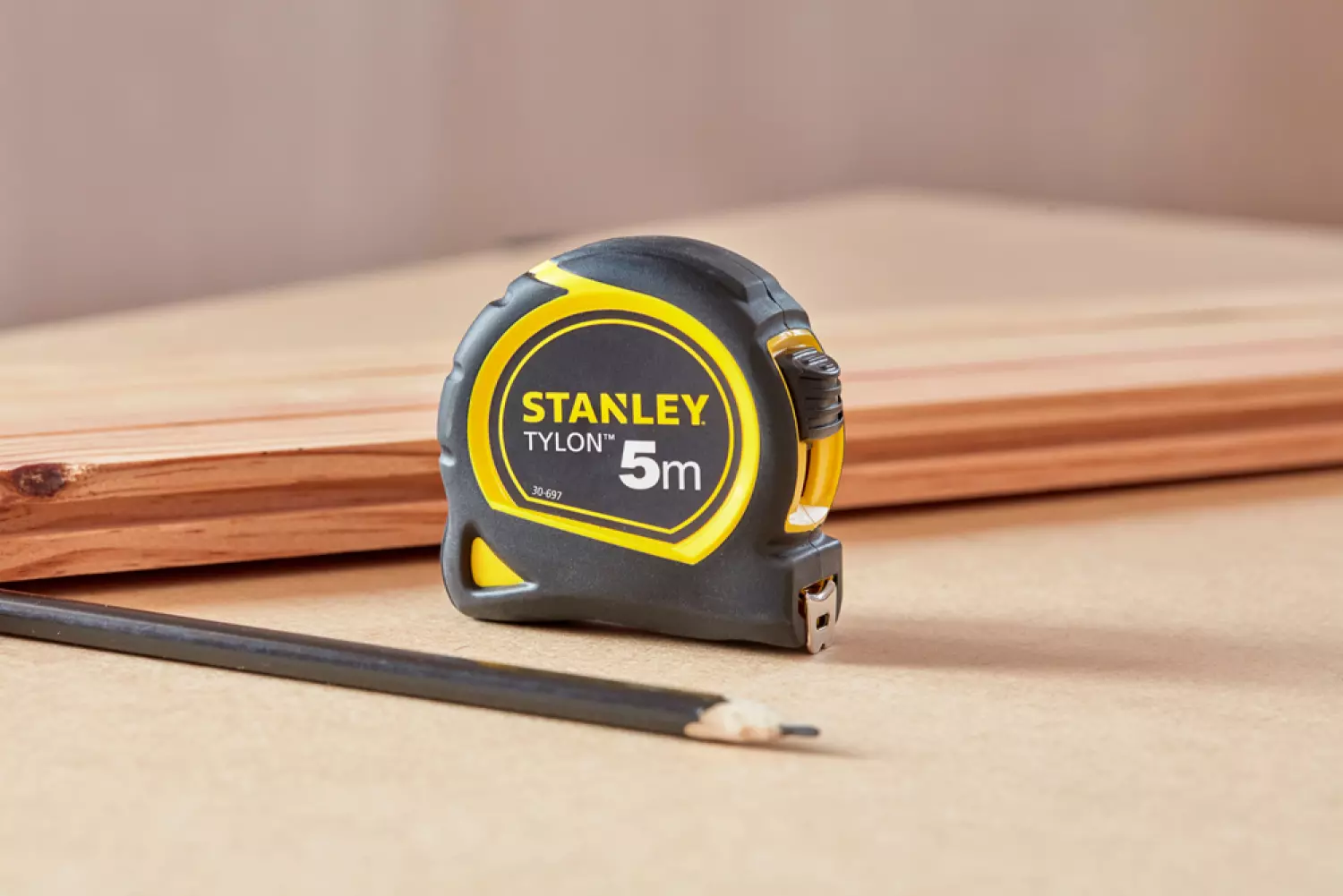 Stanley 1-30-697 Tylon Rolmaat - 5m x 19mm