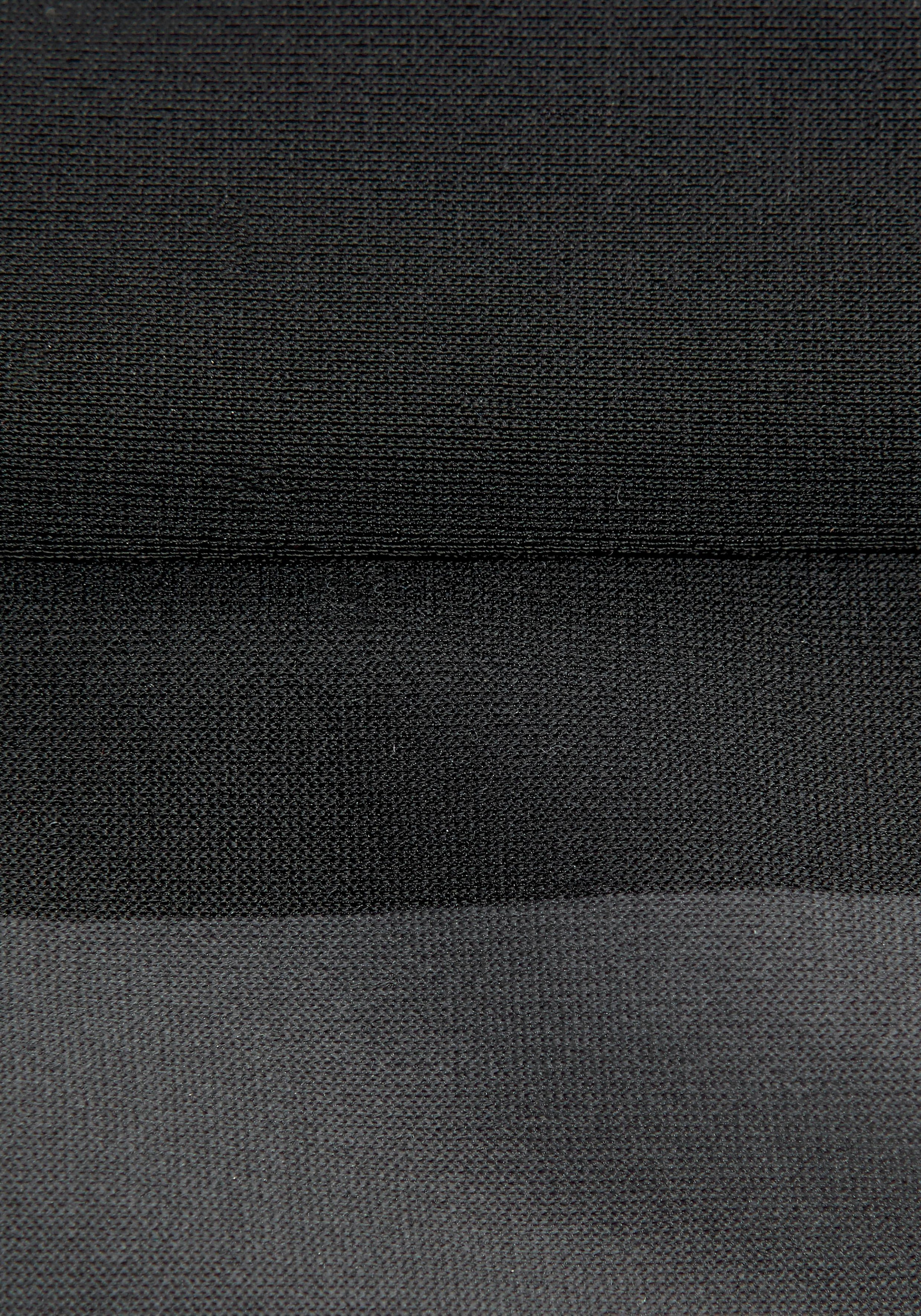 Bench. Bandeau-Bikini , mit grossem Logoprint