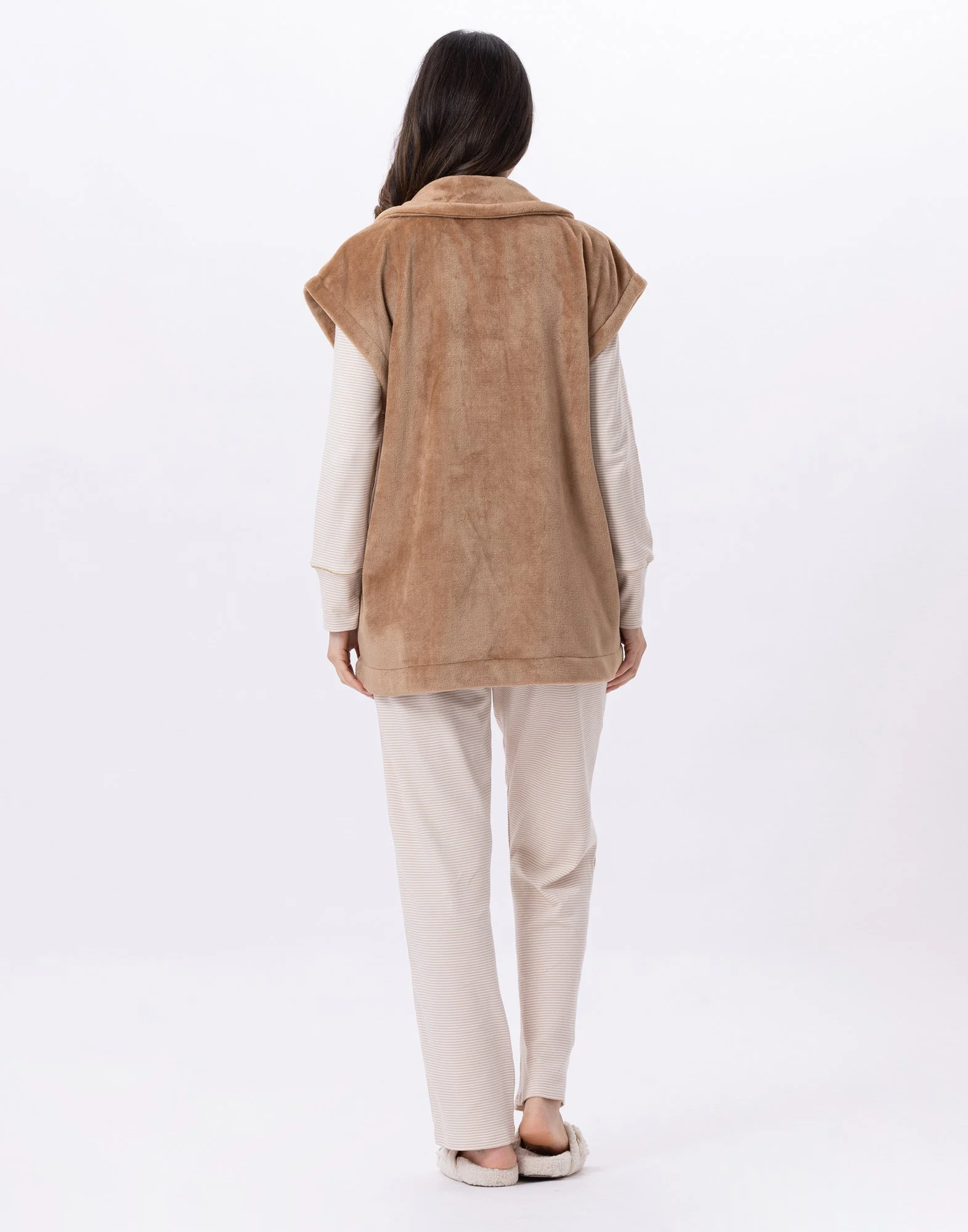 ESSENTIEL 876 - Veste en peluche flanelle | Marron
