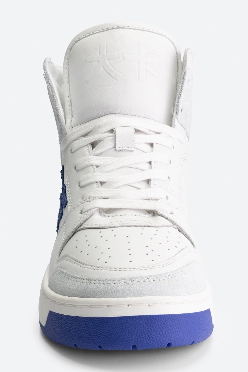 be:at:  Kobe Sneaker