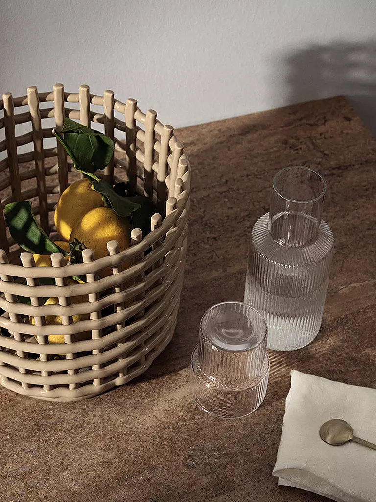 FERM LIVING Keramik Korb Large Cashmere beige