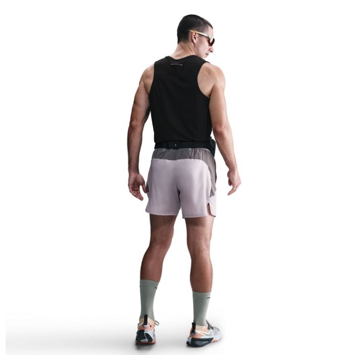 Nike Herre Singletter Dri-FIT ADV Solar Chase Tank Top Sort