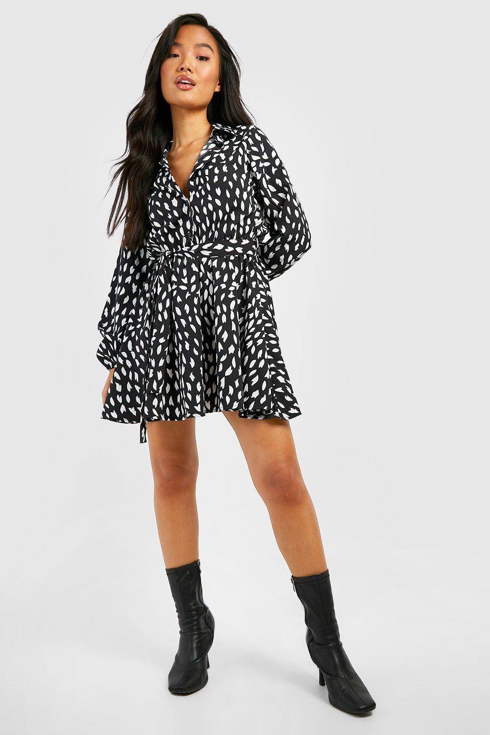 boohoo Petite Robe Chemise Skater à Imprimé Éclaboussure