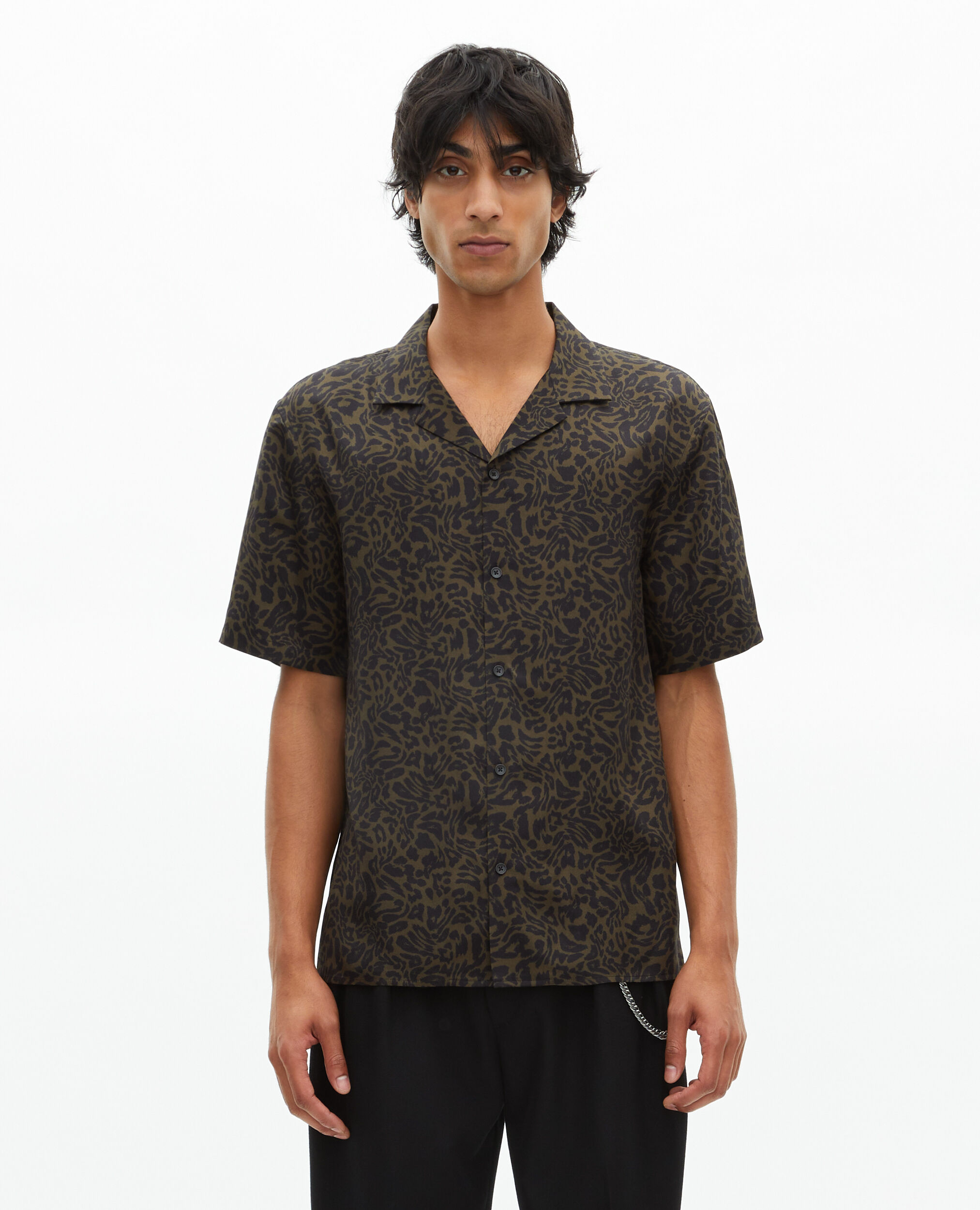 Chemise manches courtes imprimé léopard kaki