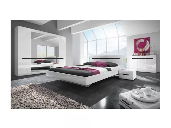 Chambre à coucher LUCIA : Armoire 4 portes + Lit 180x200 + 2 Chevets. Couleur blanc, style design