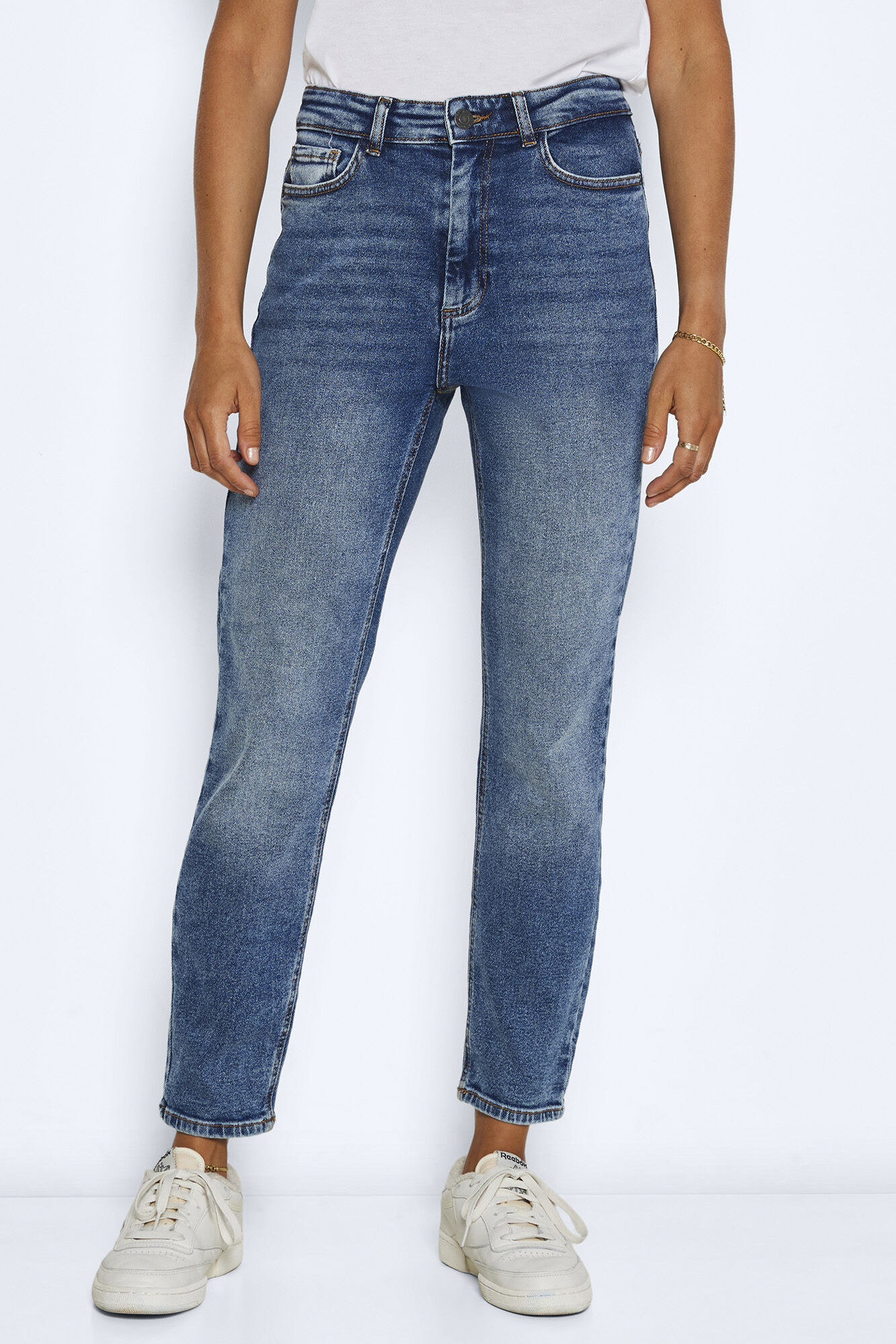 calça jeans reta