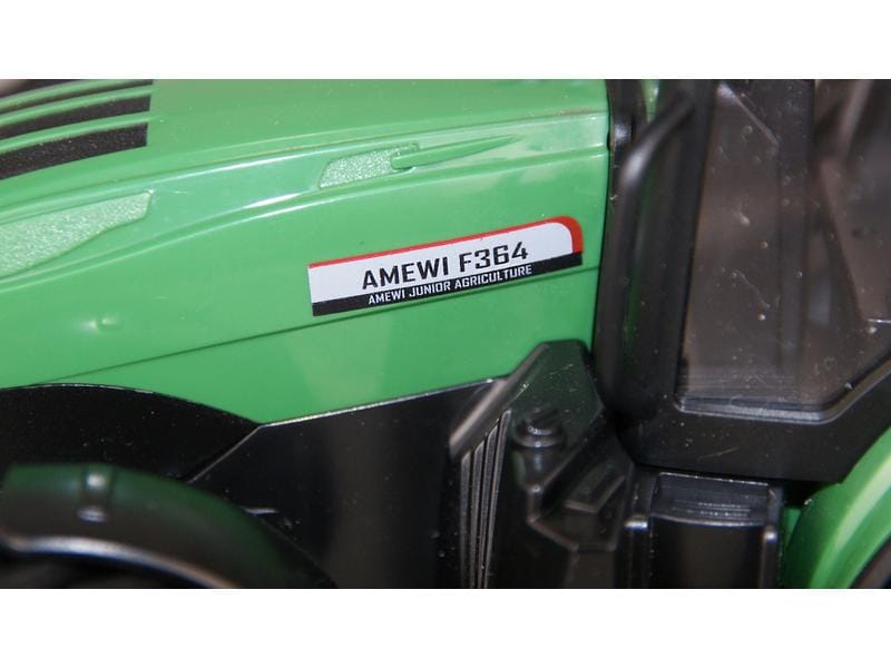 Amewi Traktor mit Güllefass, Grün 1:24, RTR Ferngesteuerter Traktor mit Licht und Sound