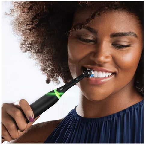 Oral-B iO 5N Elektrische Tandenborstel - Zwart