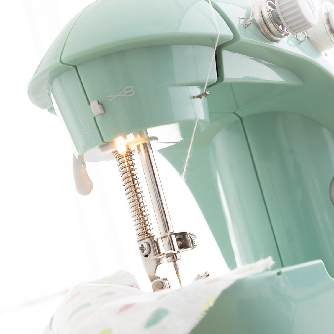 Mini-Nähmaschine, LED-Beleuchtung - Grün