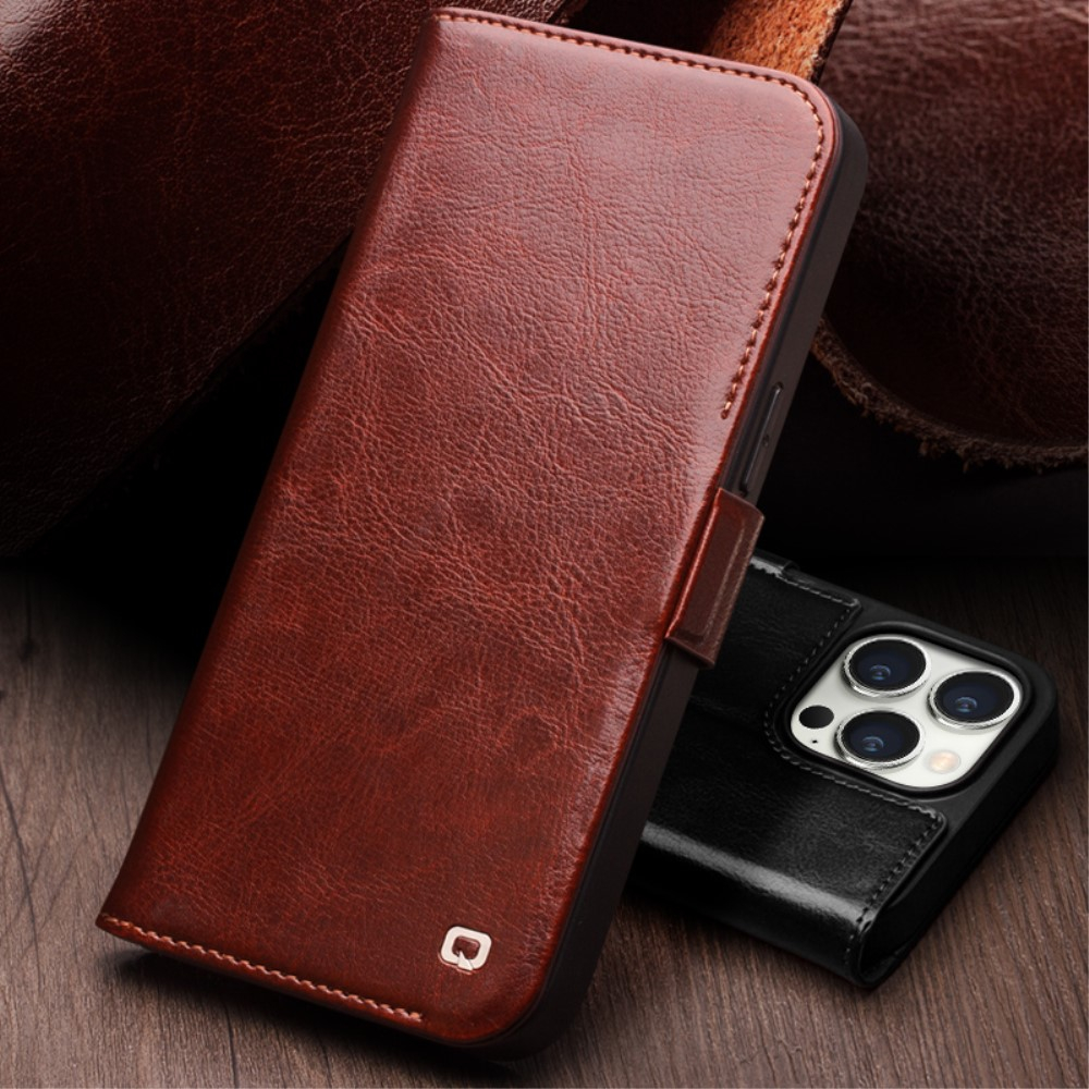 iPhone 15 Pro Echtleder Tasche Flip Wallet Cover mit Kartenfächer - Braun