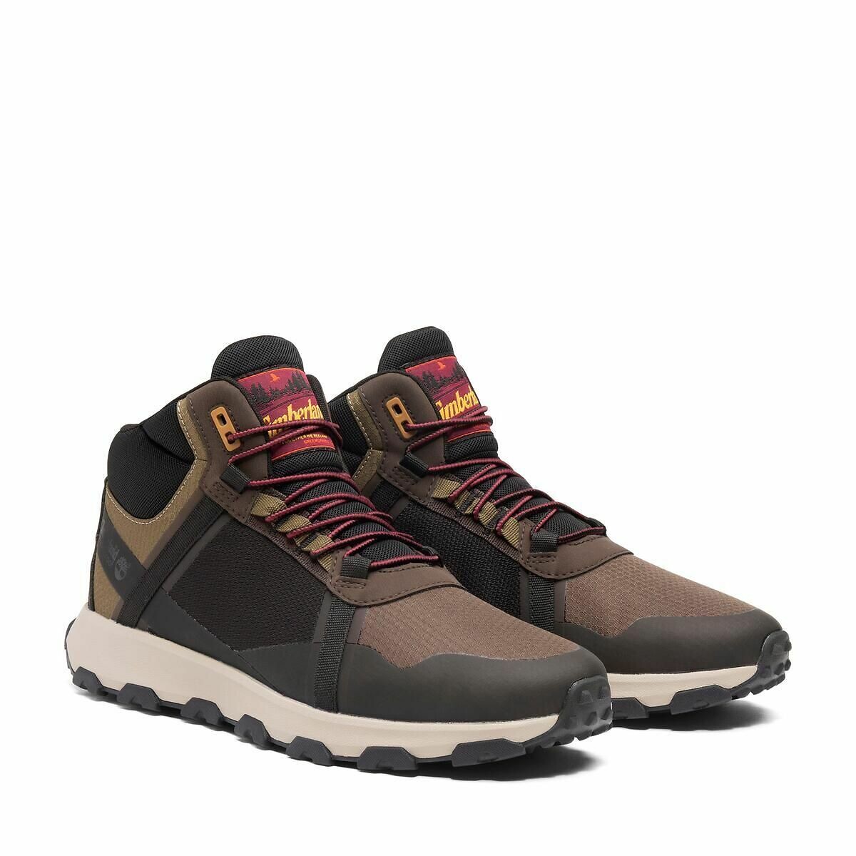 Tênis Timberland Winsor Trail Mid com cadarço