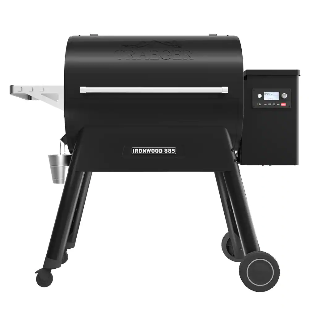 Churrasqueira e defumadora a pellets Ironwood 885 com Wi-Fi na cor preta.